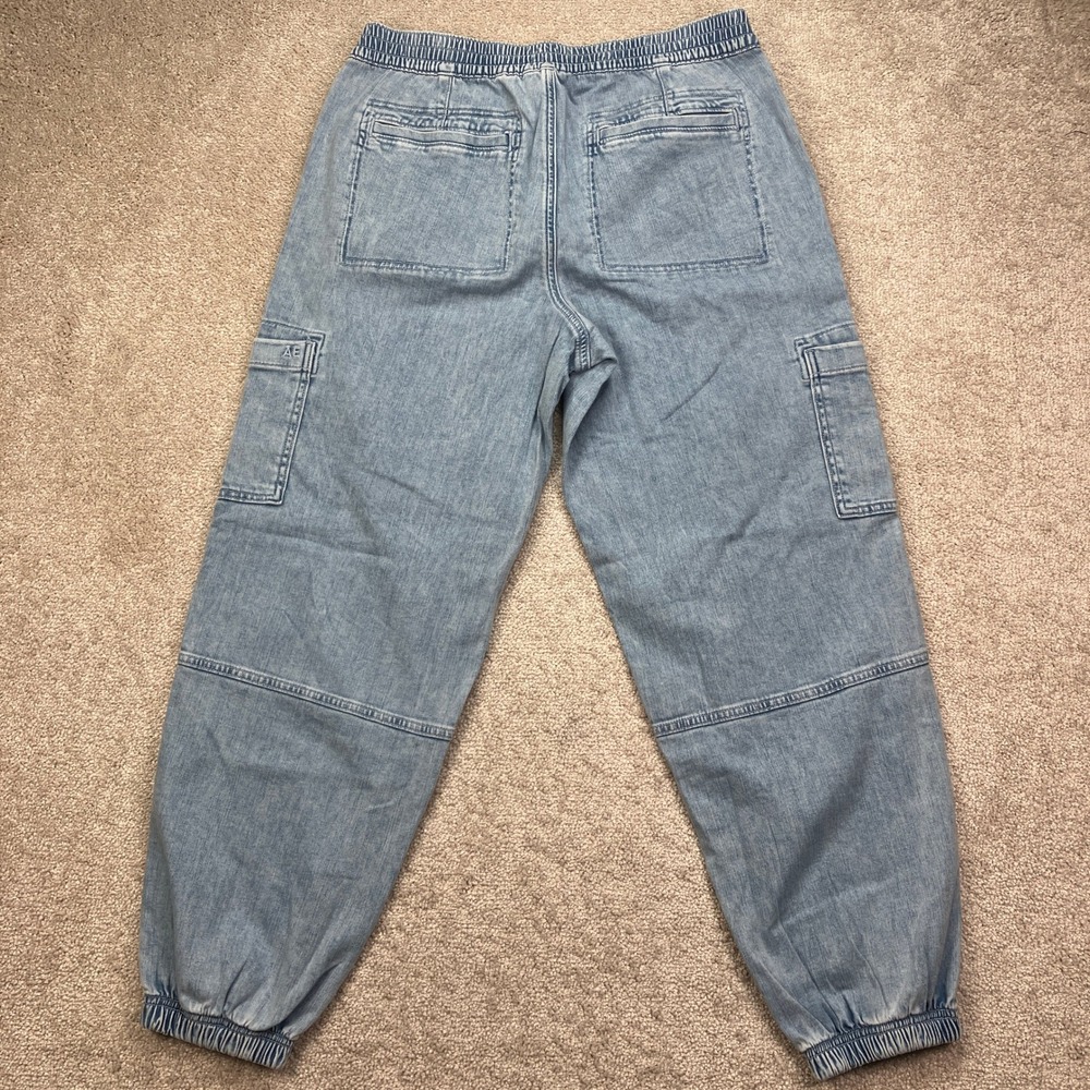 NEW American Eagle Women's M Denim Cargo Jogger Jeans Light Wash Stretch Pull On - Picture 10 of 11